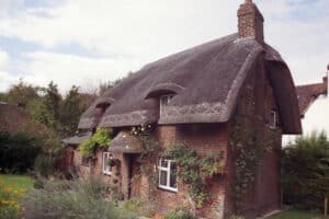 Does a Thatched Roof Smell?