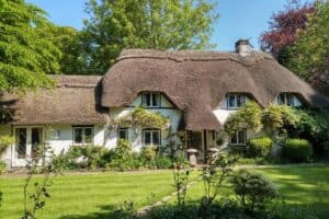 Are All Thatched Cottages Listed?