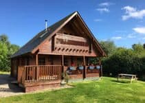 Cottage vs Lodge – What’s the Difference?