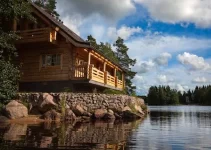 Cottage vs Lake House – What’s the Difference?