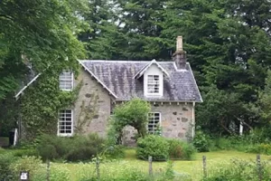 What is a Tied Cottage?