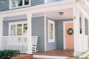 What is the Best Color to Paint a Cottage?